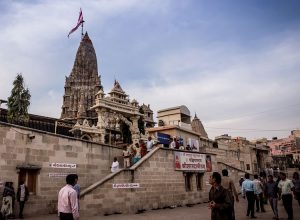 dwarkadhish-temple-gujarat