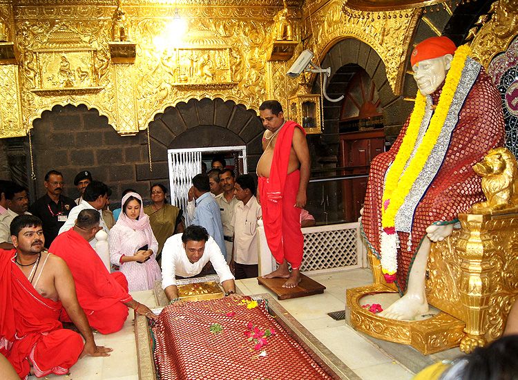 shirdi-sai-baba